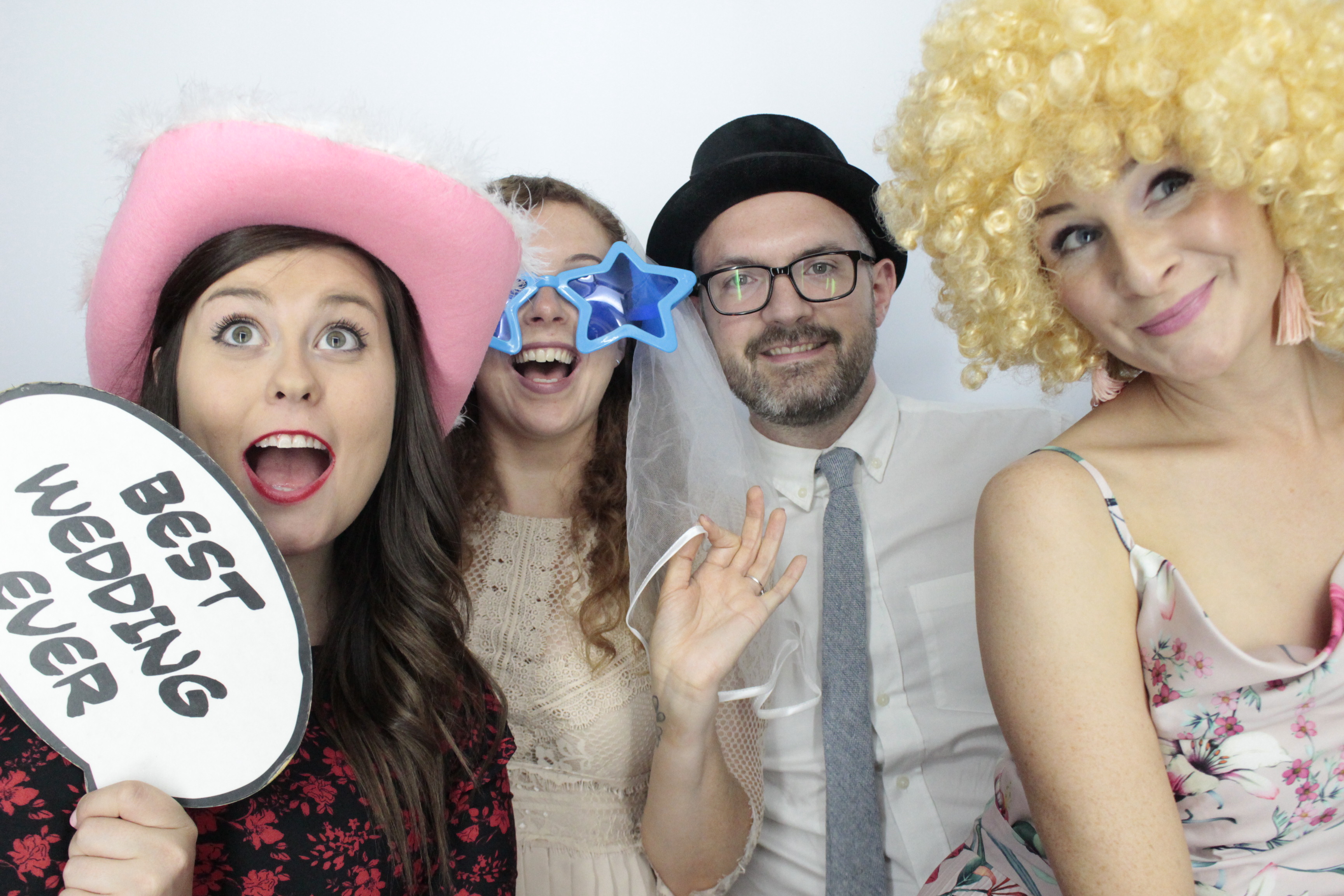 Rachel and Dan’s Wedding | View more photos from the event at gallery.myphotoboothexperience.co.uk/u/MyPhotoBoothExperienceLtd/Rachel-and-Dan’s-Wedding